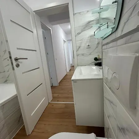 Apartment Pitters One